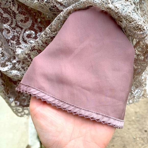 Beautiful silver and mauve skirt - Picture 6 of 6